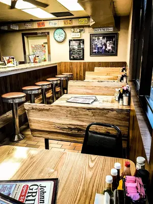Johnnie's Grill