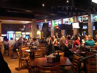 Heroes West Sports Grill
