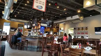 Anthony's Restaurant and Pub