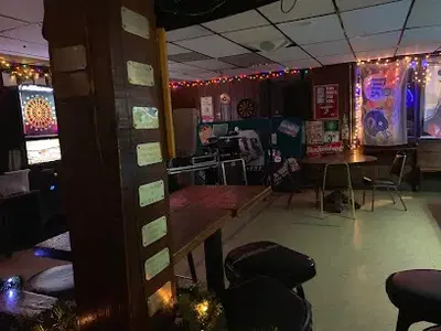 Gustos Bar & Grill