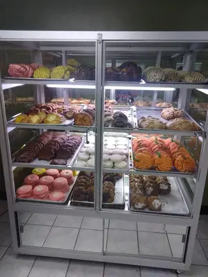 Daisy's Bakery And Restaurant