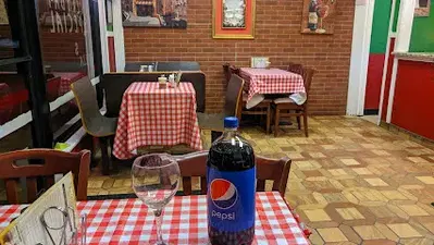 Joe's Pizza