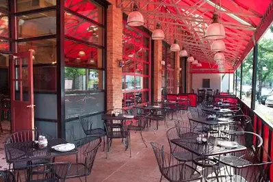 Naperville - Lou Malnati's Pizzeria