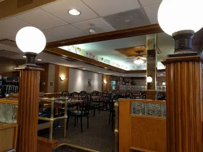 Uptown Cafe