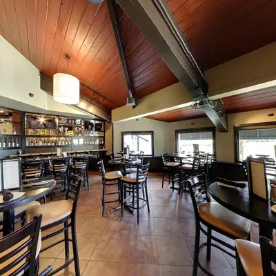 Cooper's Hawk Winery & Restaurants
