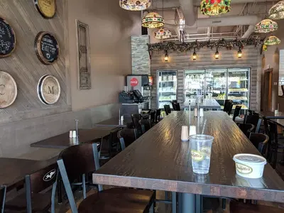 Fratello's Deli & Cafe
