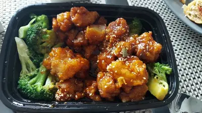 Yau’s Chow