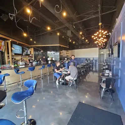 Moxy Pub and Plate
