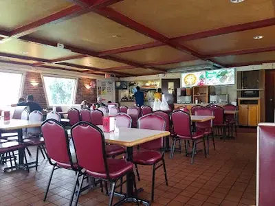Los Compadres Taqueria