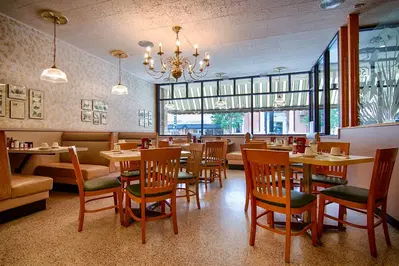 Townee Square Restaurant