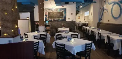 Chrissoulas - Libertyville Restaurant