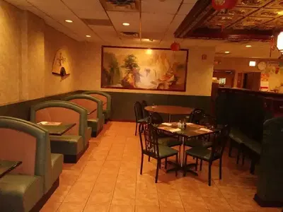 Lom-Ling Restaurant