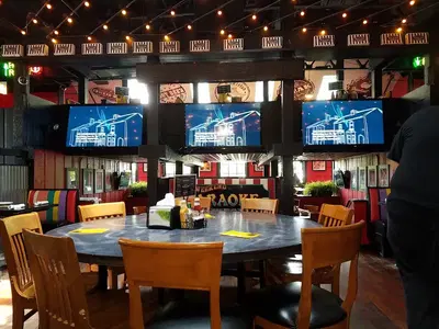 Tillys Pit & Pub