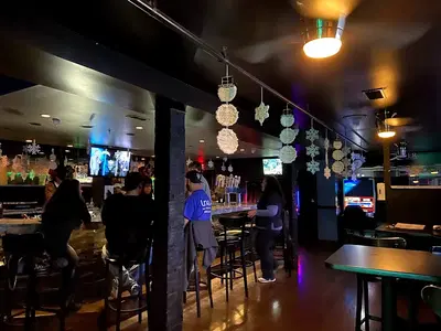 River Cafe & Bar