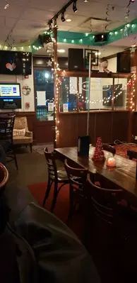 Stray Bar