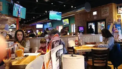 Hooters