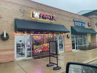 Piggy's BBQ, Wings & Fish