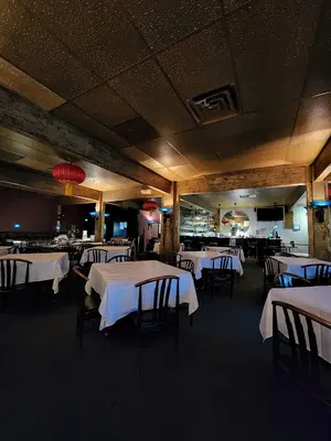 Hua Ting Chinese Restaurant
