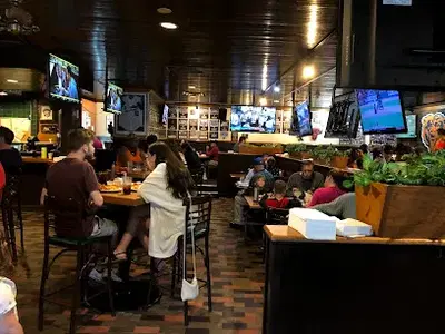 Village Tavern & Grill