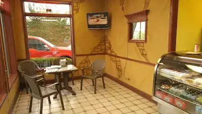 V & V Paesano Pizzeria