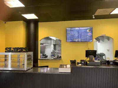 Crazy for pizza restaurant