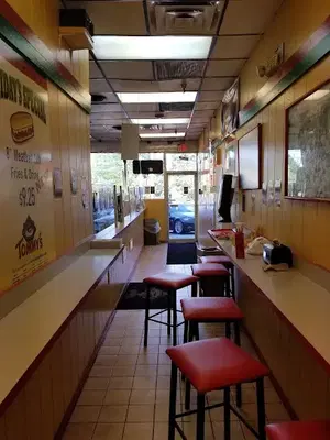 Tommy's Red Hots