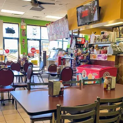Taqueria los tres potrillos Inc (taco Grill)