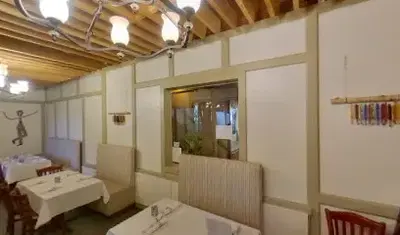 Avli Restaurant