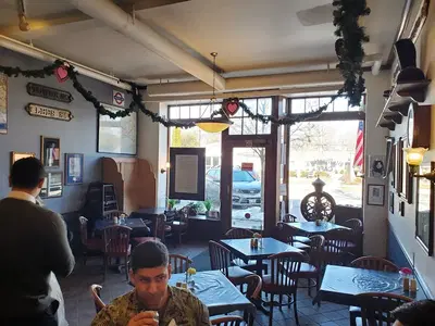 Bluffington's Cafe