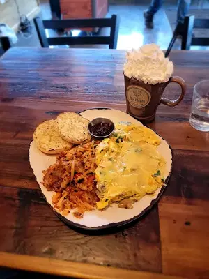 Egg Harbor Cafe