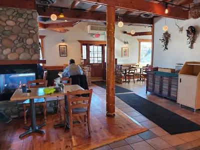 Birdy’s Coffee House & Little Kitchen