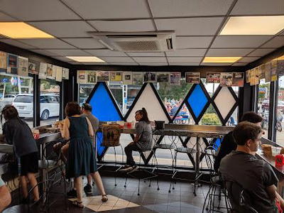 Superdawg Drive-In