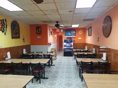 El Monicas Mexican Restaurant