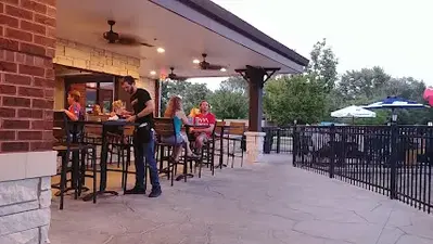 3 Corners Grill & Tap