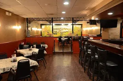 Fox Hole Tap And Pizzeria