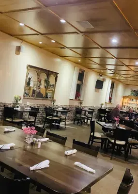 UpRooted Restaurant and Bar