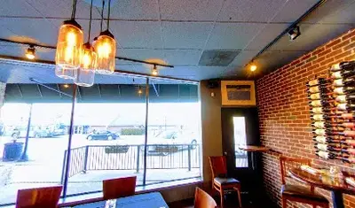 Dolce's Restaurant & Wine Bar