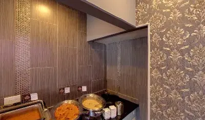 Shree Restaurant