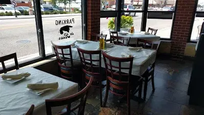 Salerno's Pizza of Oak Park