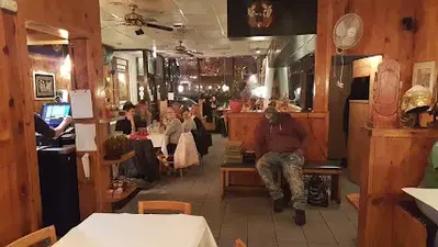 Mama Thai
