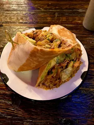 Broken English Taco Pub
