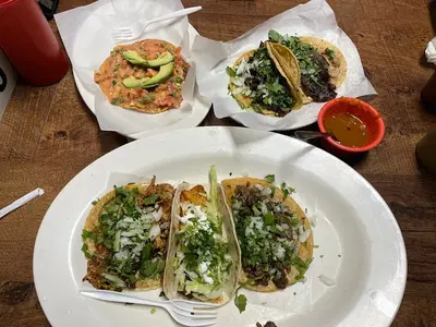 El Rey Del Taco & Burritos