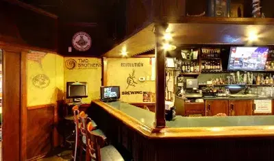 Shanahan's Food & Spirits