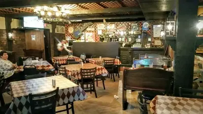 Nino's Pizza