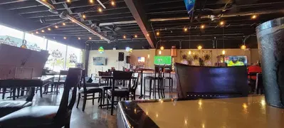 5th Ave. Grill and Bar