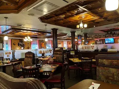 El Salto Restaurant