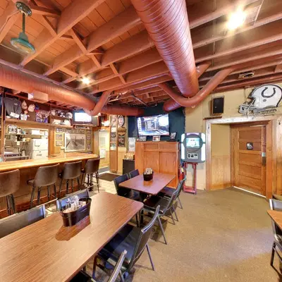 Woodys Library Restaurant