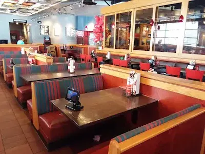 Red Robin Gourmet Burgers and Brews