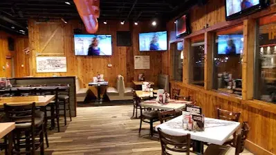Hooters