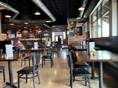 Tomato Bar Pizza Bakery